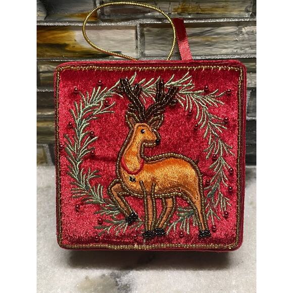 Vintage GAC 2001 Beaded Velvet Reindeer Christmas Trinket Gift Box Ornament - Picture 1 of 7